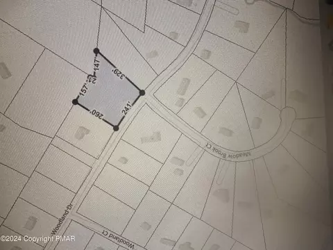 Woodland Dr, Dingmans Ferry, PA 18328
