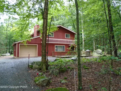 368 Ridge Rd, Pocono Lake, PA 18347