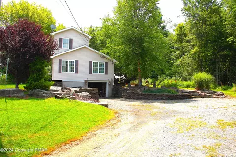894 Spring Hill Rd, Sterling, PA 18463