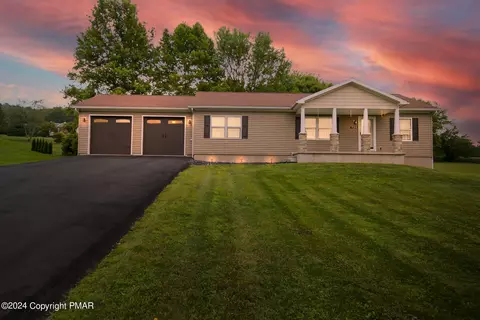 720 Walnut St, Lehighton, PA 18235
