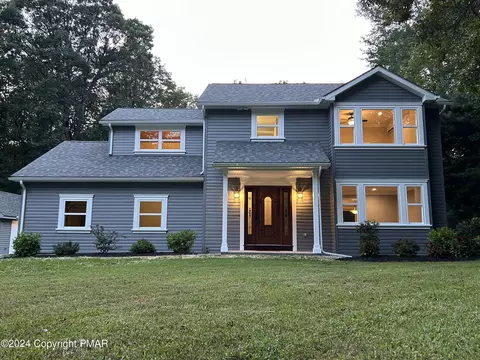 226 Ruby Ct, Saylorsburg, PA 18353