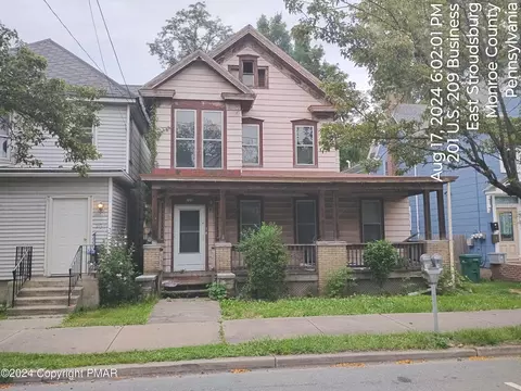 203 W Washington St, East Stroudsburg, PA 18301