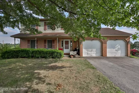 531 Hillside Ct, Hamburg, PA 19526