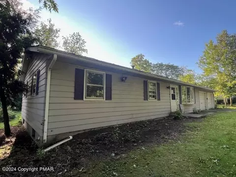 33 Woodland Dr, Troy, PA 16947