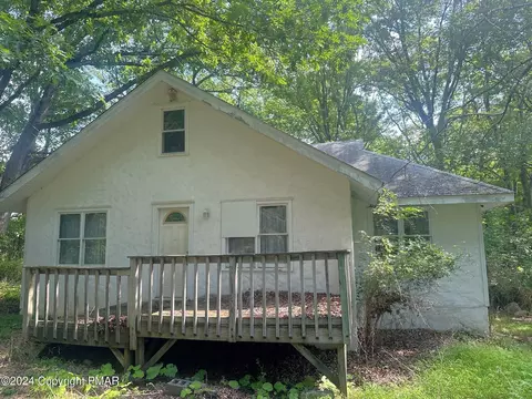 600 Westbrook Rd, Effort, PA 18330