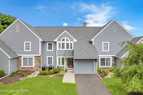 7196 Skytop Meadow Dr, Skytop, PA 18357