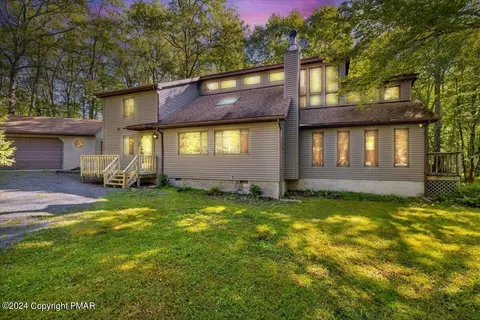 1182 Coolbaugh Rd, East Stroudsburg, PA 18302