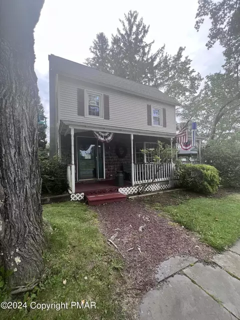 1615 Church St, Tobyhanna, PA 18466