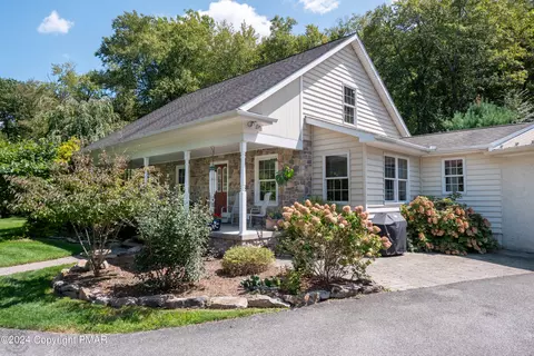 2413 Point Phillips Rd, Kunkletown, PA 18058