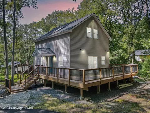 206 Geranium Rd, East Stroudsburg, PA 18302