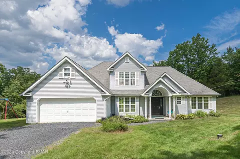 731 Glen Ln, Sciota, PA 18354