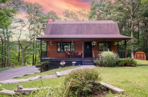 127 Michael Ln, Stroudsburg, PA 18360
