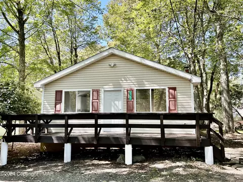 6441 Laurel Rd, Pocono Summit, PA 18346