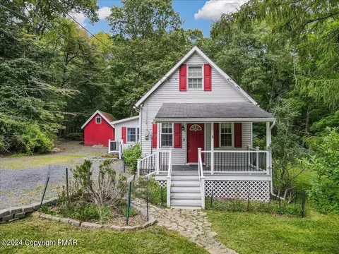 144 Schoolhouse Rd, East Stroudsburg, PA 18302
