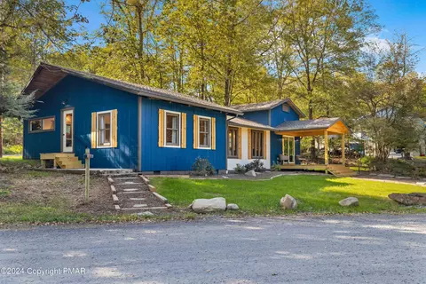 1270 Coolbaugh Rd, East Stroudsburg, PA 18302