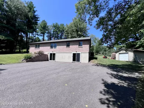 100 T920, New Ringgold, PA 17960