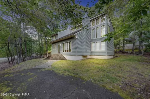 4217 Kenwood Ter, East Stroudsburg, PA 18301