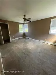 945 Eby Ln, Bath, PA 18014 photo 27