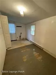 945 Eby Ln, Bath, PA 18014 photo 40