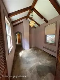 945 Eby Ln, Bath, PA 18014 photo 25