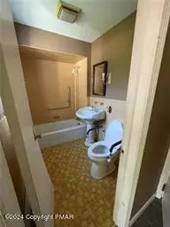 945 Eby Ln, Bath, PA 18014 photo 29