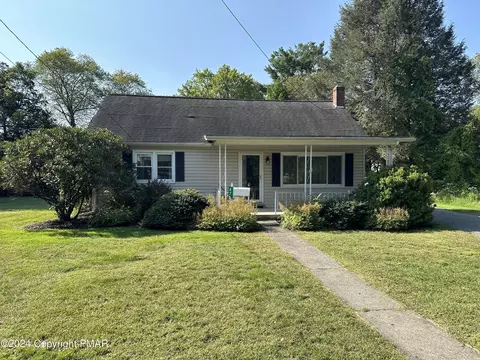 475 Toby Ct, East Stroudsburg, PA 18301