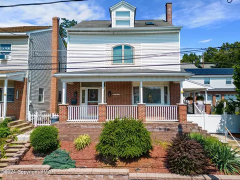 1319 Arch St, Ashland, PA 17921