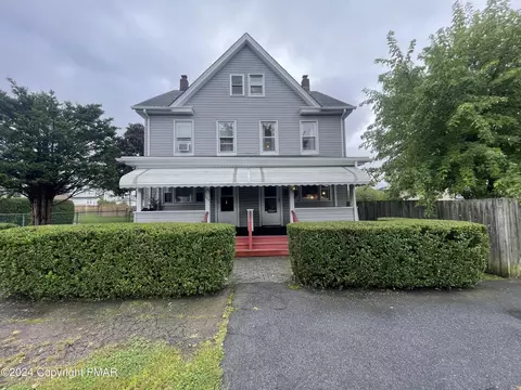 144 Carleton Ave, Hazleton, PA 18201 photo 5