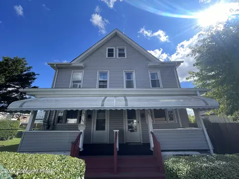 144 Carleton Ave, Hazleton, PA 18201