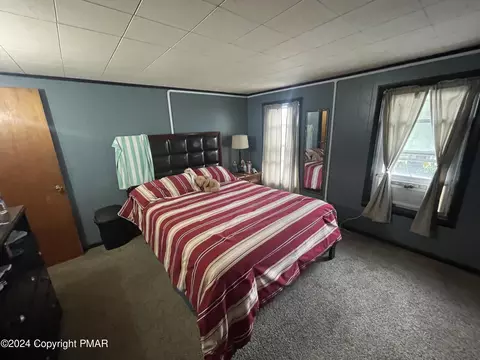 144 Carleton Ave, Hazleton, PA 18201 photo 16