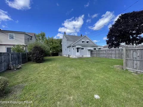 144 Carleton Ave, Hazleton, PA 18201 photo 26
