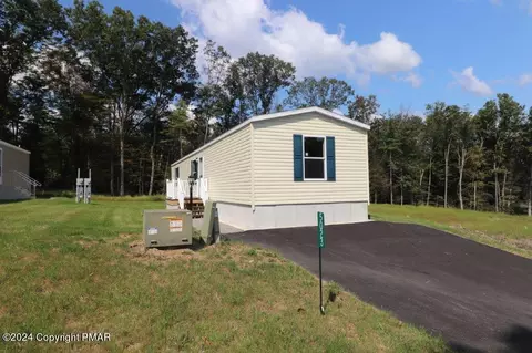 5023 Old Timber Rd, Stroudsburg, PA 18360