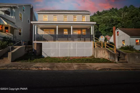 195 Main St, Parryville, PA 18244