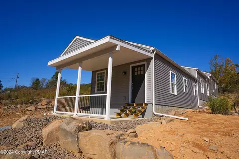 1011 W Princeton Ave, Palmerton, PA 18071