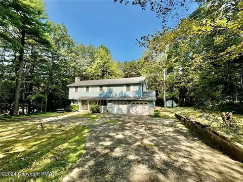 810 Elmwood Ct, Saylorsburg, PA 18353