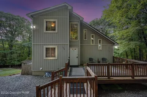 176 Tahoe Ln, Henryville, PA 18332