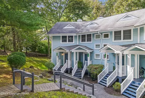 111 Huntington Dr, East Stroudsburg, PA 18302