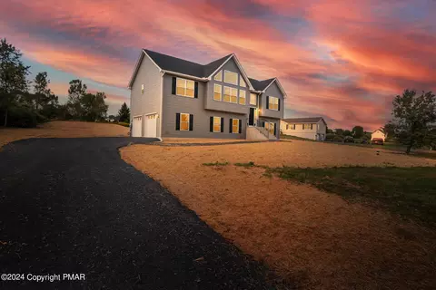 140 Creekview Rd, Kunkletown, PA 18058