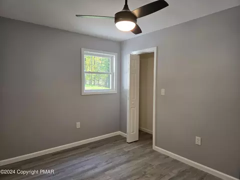 128 Evergreen Dr, Bushkill, PA 18324 photo 12