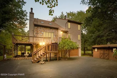 1265 Clover Rd, Long Pond, PA 18334