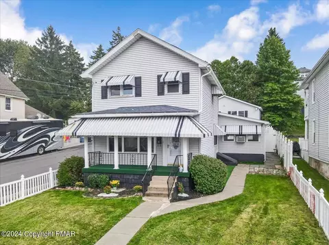 140 Walnut St, Dunmore, PA 18512