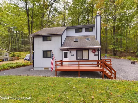 148 Owassa Dr, Pocono Lake, PA 18347