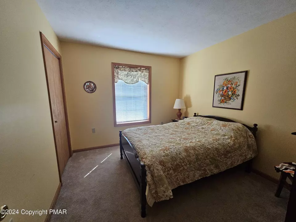  7756 Lakeshore Dr, Pocono Lake, PA 18347 photo 14
