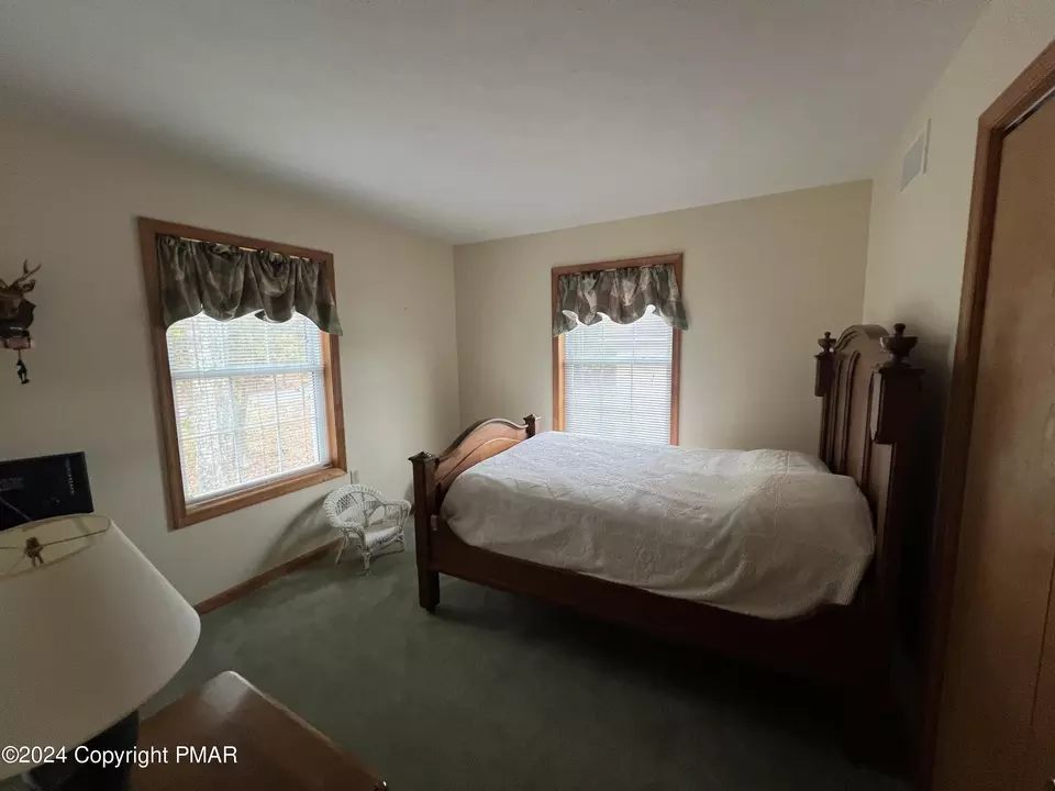  7756 Lakeshore Dr, Pocono Lake, PA 18347 photo 13