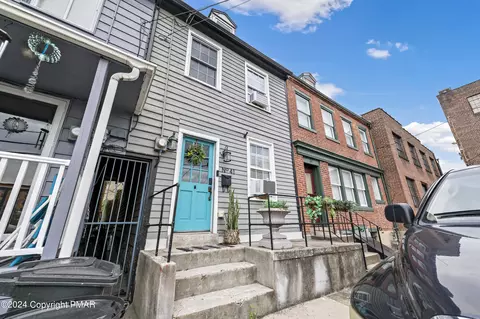 41 S West St, Easton, PA 18042