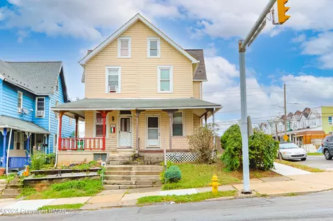 901 N 6th St, Allentown, PA 18102