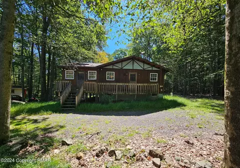266 Selig Rd, Pocono Lake, PA 18347