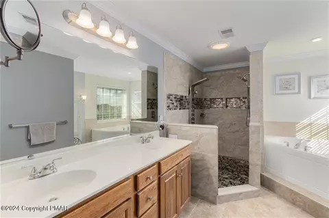 245 E Dell Rd, Bath, PA 18014 photo 36