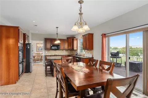 245 E Dell Rd, Bath, PA 18014 photo 25