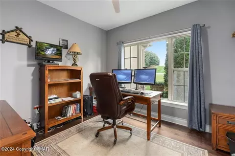 245 E Dell Rd, Bath, PA 18014 photo 30